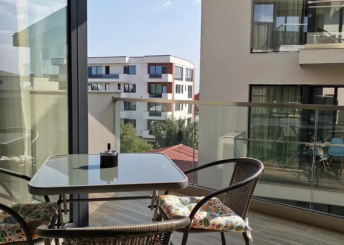 E M Y Nord 2 Apartamento *